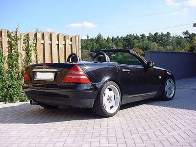 Gebraucht Mercedes SLK200 136 PS (100 kW) 2000 Schwarz Cabrio