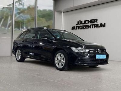 Second-hand VW Golf VIII Life 185 CP (136 kW) 2024 Negru Break