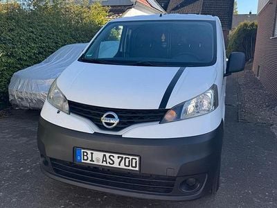 Second-hand Nissan NV200 90 CP (66 kW) 2018 Alb Monovolum