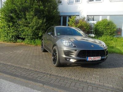 Porsche Macan S