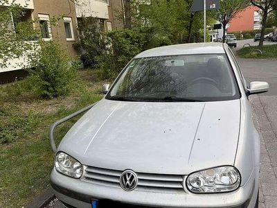 Gebraucht VW Golf IV Comfortline 75 PS (55 kW) 2000 Silber Limousine
