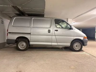Gebraucht Toyota HiAce 88 PS (64 kW) 2005 Grau Van