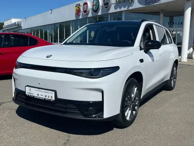 Nouă Leapmotor C10 160 kW (218 CP) 2025 Alb SUV