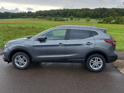 Gebraucht Nissan Qashqai 360º 116 PS (85 kW) 2018 Grau SUV