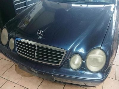 Mercedes CLK320