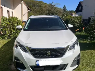 Gebraucht Peugeot 5008 Allure 165 PS (121 kW) 2017 Weiß SUV