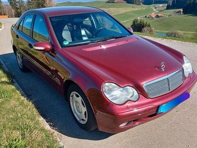 Mercedes C200