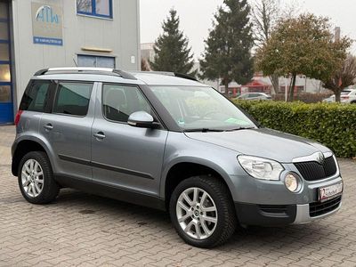 Grau Gebraucht 2011 Skoda Yeti Plus Edition SUV | 8.990 € (Fairer Preis)