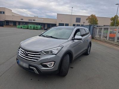 Hyundai Grand Santa Fe