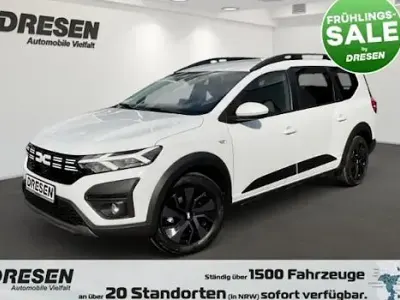 Nowe Dacia Jogger Expression 141 KM (103 kW) 2025 Biały Minivan