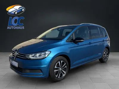 Gebraucht VW Touran IQ Drive 150 PS (110 kW) 2019 Carribean blue Van / Kleinbus