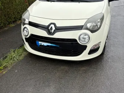 Gebraucht Renault Twingo 75 PS (55 kW) 2012 Weiß Kleinwagen