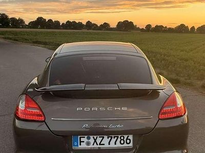 Porsche Panamera Turbo