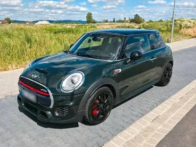 Gebraucht Mini John Cooper Works 231 PS (169 kW) 2015 Grün Kleinwagen