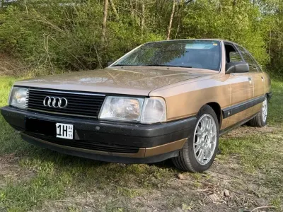Brugt Audi 100 115 HK (84 kW) 1988 Guld Sedan