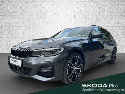 Używany BMW 330e M Sport 184 KM (135 kW) 2022 Szary Kombi