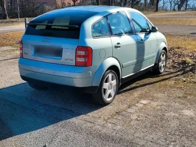 Gebraucht Audi A2 75 PS (55 kW) 2003 Grün Kleinwagen