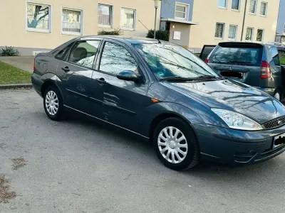 Used Ford Focus 104 HP (76 kW) 2004 Grey Sedan