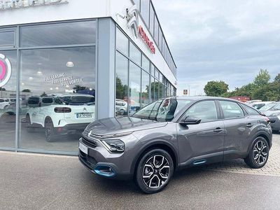 Grau (platinum grau /metal) Gebraucht 2024 Citroën e-C4 Feel Limousine | 25.997 € (Teuer)