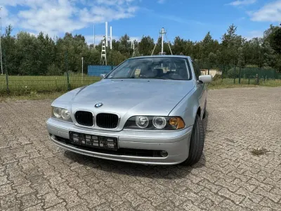 Gebraucht BMW 525 163 PS (119 kW) 2003 Silber Limousine