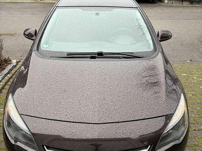 Gebraucht Opel Astra Active 140 PS (102 kW) 2012 Limousine