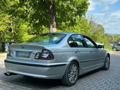 Gebraucht BMW 320 170 PS (125 kW) 2003 Grau Limousine