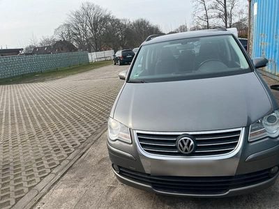 Gebraucht VW Touran 140 PS (102 kW) 2009 Grau Van / Kleinbus