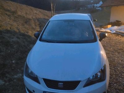 Usata Seat Ibiza 105 CV (77 kW) 2013 Bianco Utilitaria