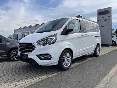 Gebraucht Ford Tourneo Titanium X 185 PS (136 kW) 2021 Frostweiß Van / Kleinbus