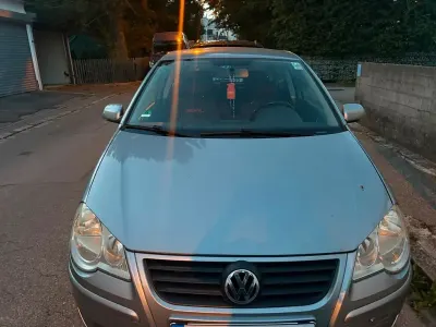 Gebraucht VW Polo Sportline 80 PS (58 kW) 2006 Silber Kleinwagen
