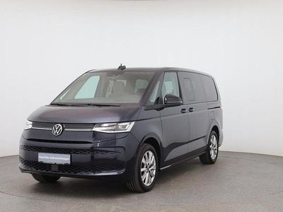 Second-hand VW Multivan Life 150 CP (110 kW) 2024 Albastru Monovolum