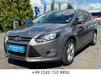 Gebraucht Ford Focus Champions Edition 125 PS (91 kW) 2012 Braun Kombi