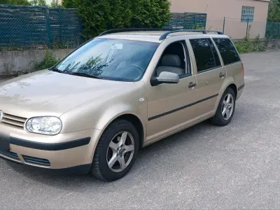 Gebraucht VW Golf IV 2002 Gold Kombi