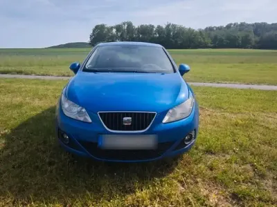 Gebraucht Seat Ibiza 105 PS (77 kW) 2011 Blau Kleinwagen
