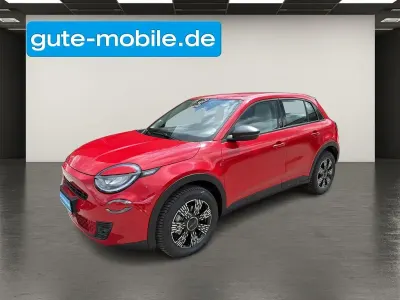 Neu Fiat 600 Business 110 PS (80 kW) 2026 Rot SUV
