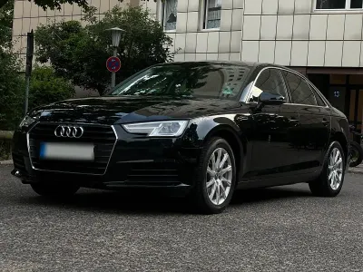 Gebraucht Audi A4 150 PS (110 kW) 2020 Schwarz Limousine