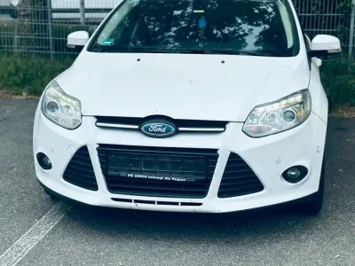 Używany Ford Focus 140 KM (102 kW) 2014 Biały Kombi