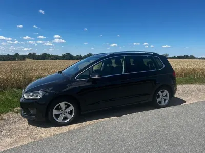 Gebraucht VW Golf Sportsvan Highline 125 PS (91 kW) 2017 Schwarz Van / Kleinbus