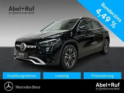 Gebraucht Mercedes GLA200 163 PS (119 kW) 2025 Schwarz SUV