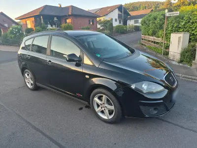 Używany Seat Altea XL Copa 105 KM (77 kW) 2013 Czarny Minivan