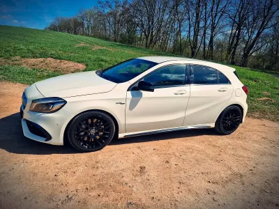 Używany Mercedes A45 AMG 381 KM (280 kW) 2017 Biały Sedan/Limuzyna
