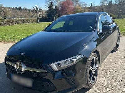 Usata Mercedes A180 116 CV (85 kW) 2018 Nero Utilitaria