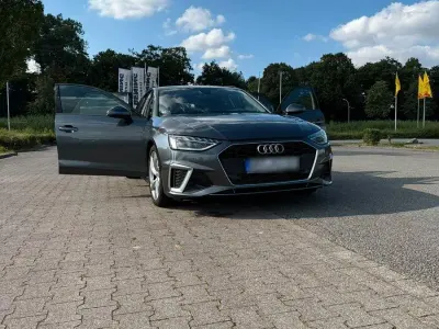 Gebraucht Audi A4 S-Line 190 PS (139 kW) 2019 Grau Kombi