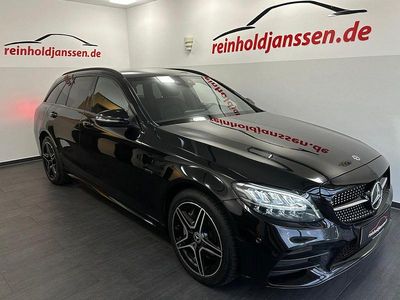 Schwarz Gebraucht 2020 Mercedes C300e AMG Limousine | 24.980 € (Fairer Preis)