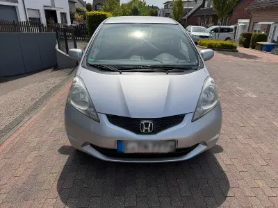 Usata Honda Jazz 90 CV (66 kW) 2010 Grigio Utilitaria