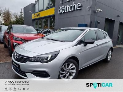 Gebraucht Opel Astra Elegance 145 PS (106 kW) 2021 Lack weiss banquise/typ aussenverkleidung spiegel flach standard Limousine