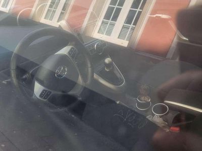 Gebraucht Toyota Verso Life 147 PS (108 kW) 2013 Van / Kleinbus