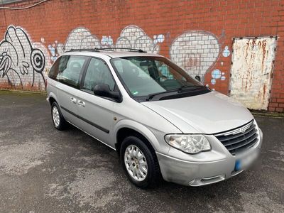 gebraucht Chrysler Voyager 2.8 CRD 7 Sitzer HU09/24