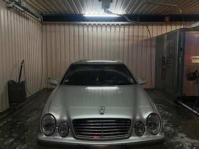 Second-hand Mercedes CLK230 193 CP (141 kW) 1998 Argintiu Coupe