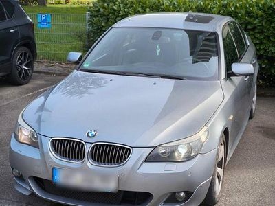 BMW 525